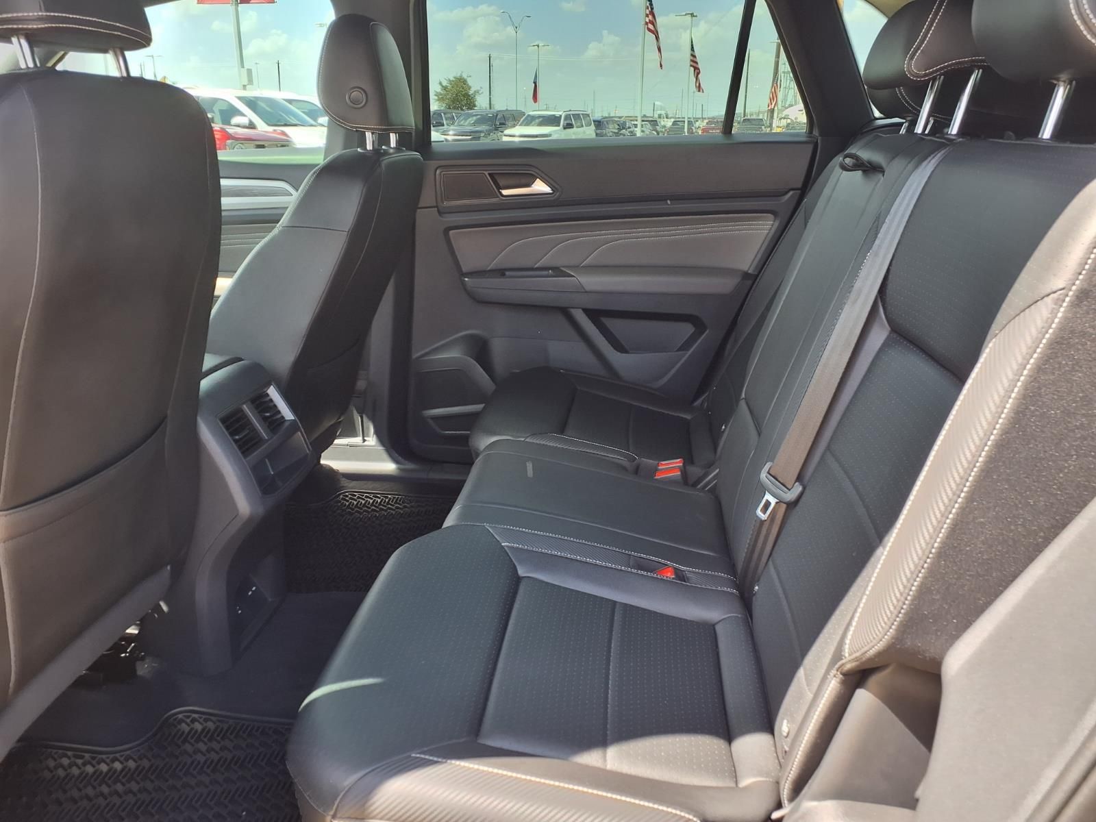 2023 Volkswagen Atlas Cross Sport 3.6L V6 SE w/Technology Gray at Toyota of Victoria