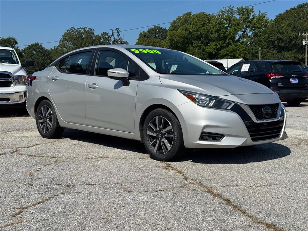 2021 Nissan Versa SV FWD