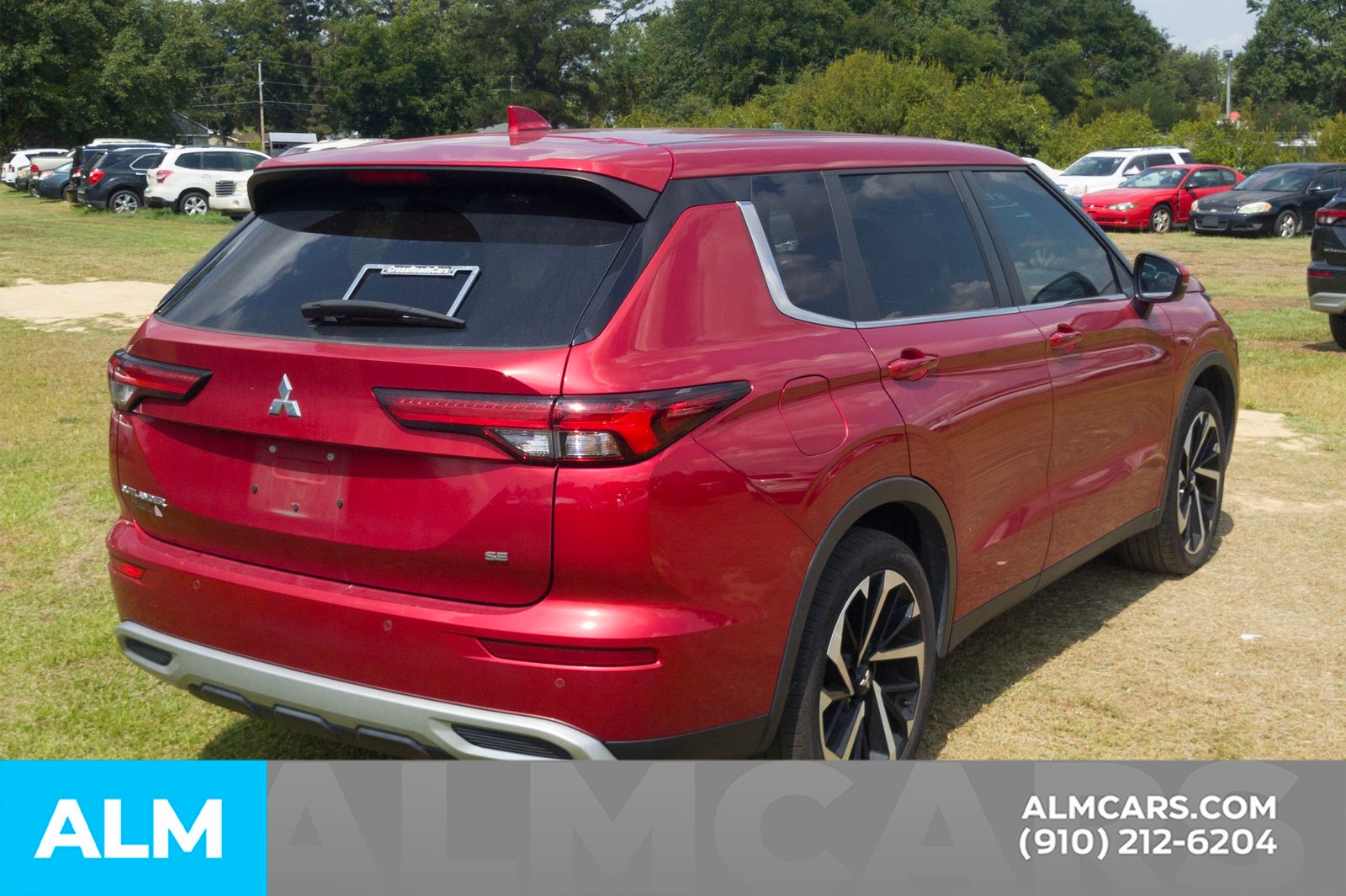 Used 2023 Red Diamond Mitsubishi SE image 22