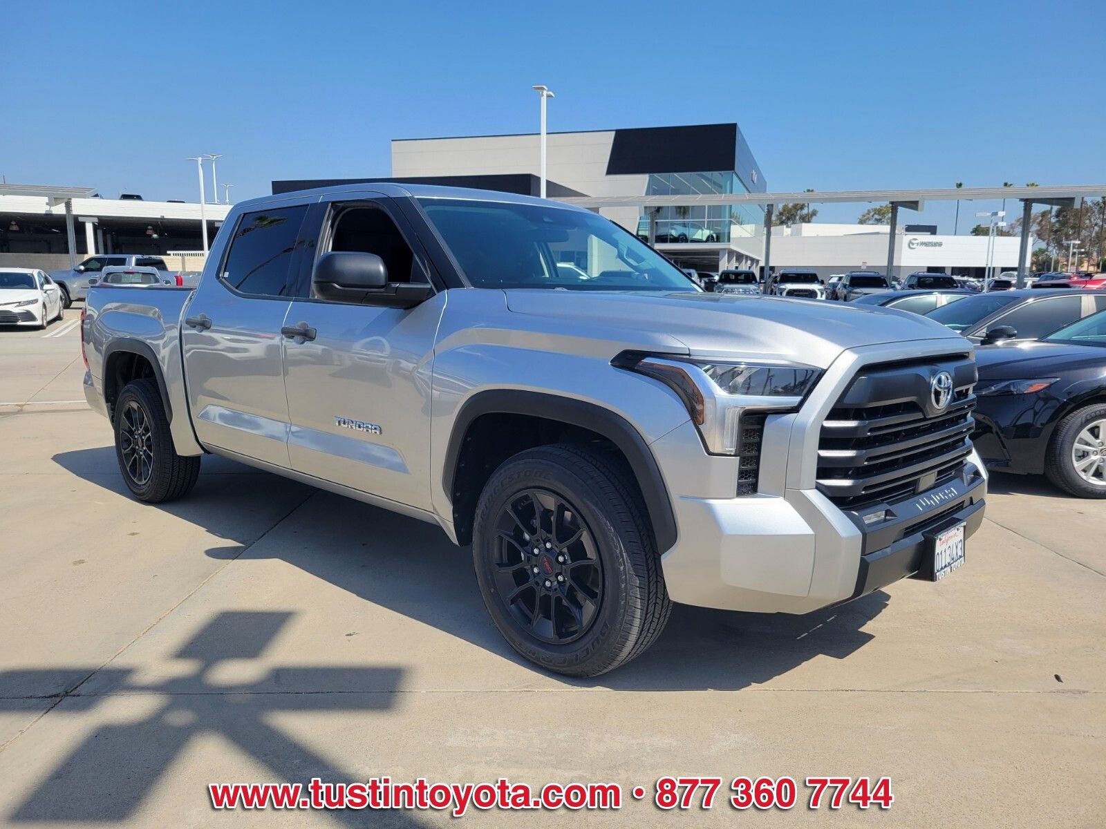 Used 2022 Silver Toyota SR5 image 2