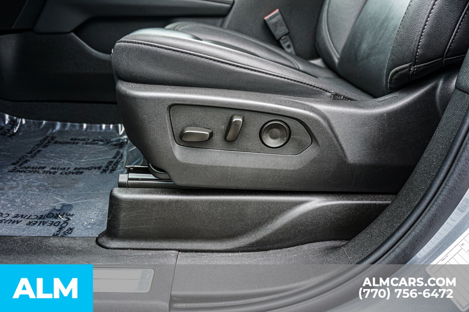 Used 2025 Gray Chevrolet LT image 36