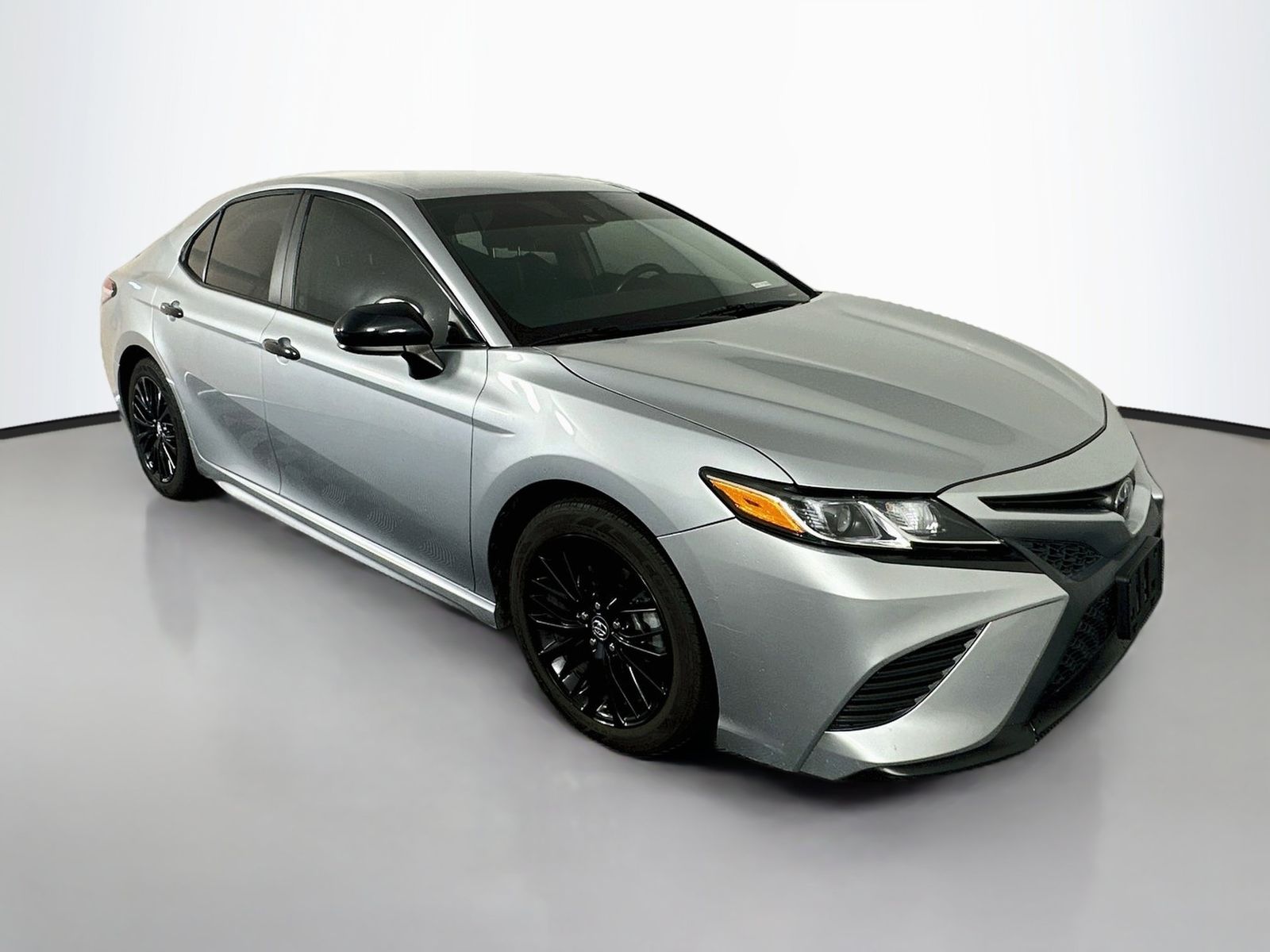 Celestial Silver Metallic 2020 Toyota Camry Sedan Front-Wheel Drive 8-Speed Automatic