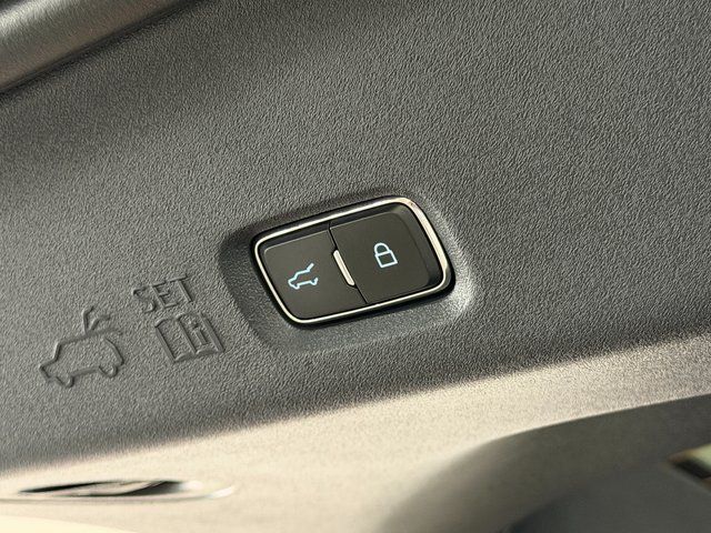 New 2027 Agate Black Metallic Ford King Ranch image 18