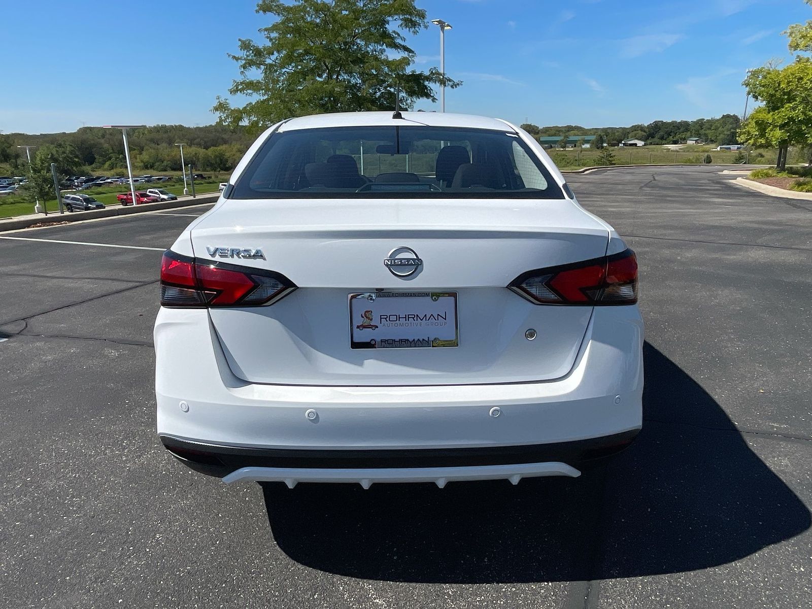 2024 Nissan Versa 1.6 S 33