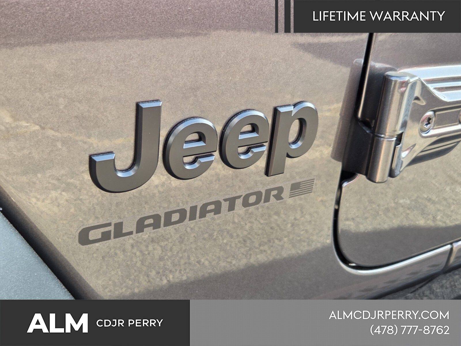 New 2026 Granite Crystal Metallic Clear-Coat Exterior Paint Jeep Sport image 7