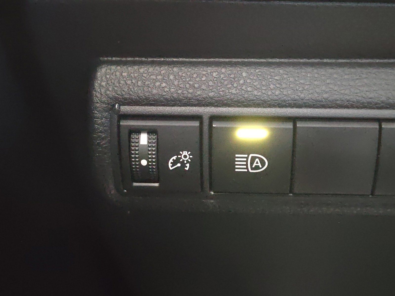 Used Car 2025 Toyota Corolla  Le For Sale Under $25,000 In San Antonio, Texas