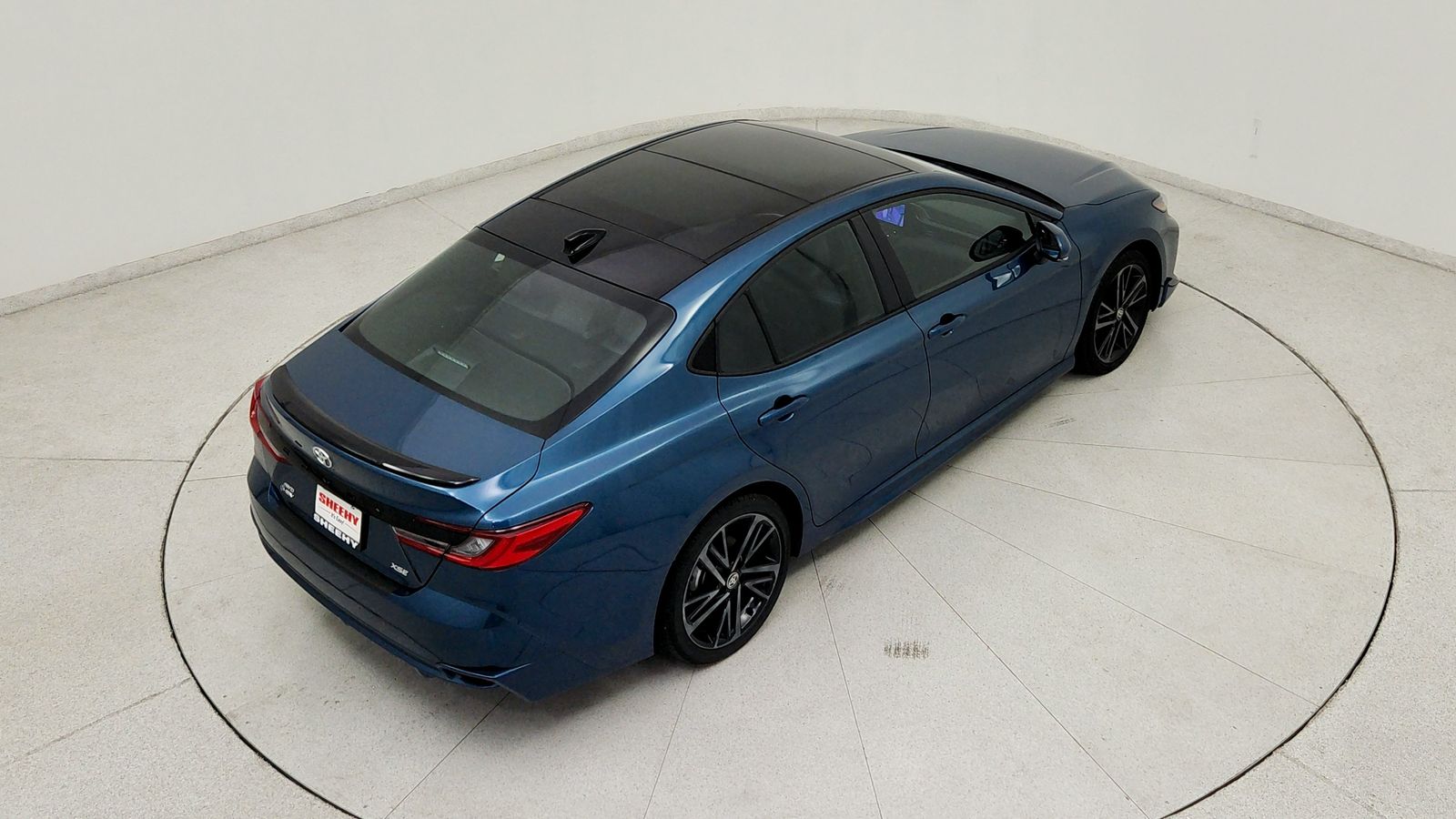 Used 2025  Toyota XSE image 19