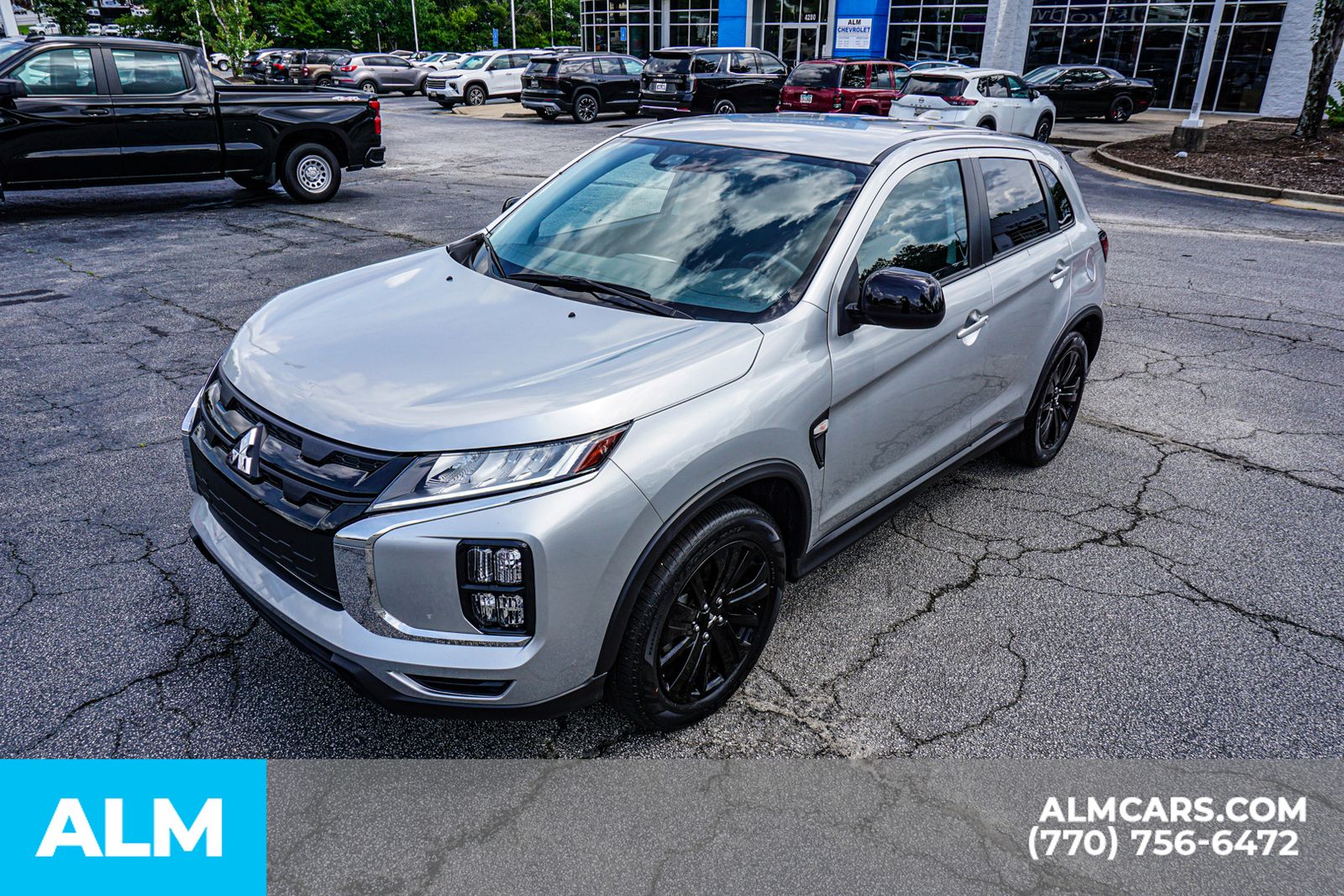 Used 2025 Silver Mitsubishi 2.0 SE image 19