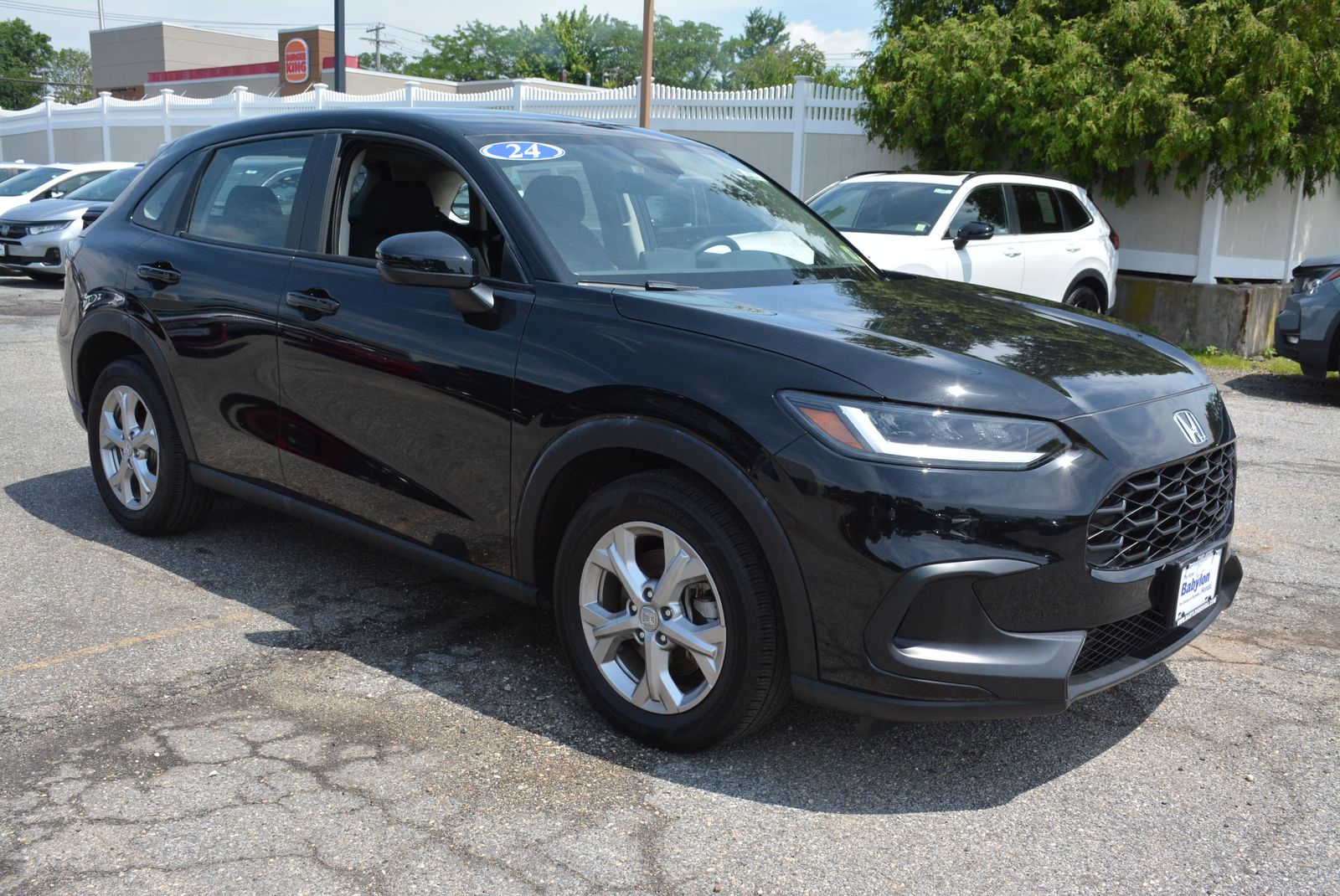View vehicle photo 6