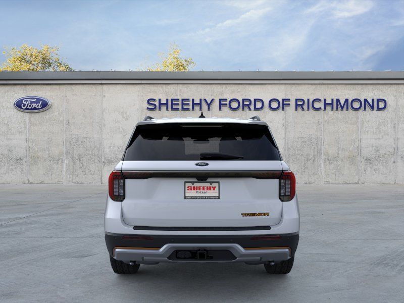 New 2026 Space White Metallic Ford Tremor image 6