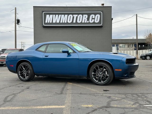 2022 Dodge Challenger SXT's photo