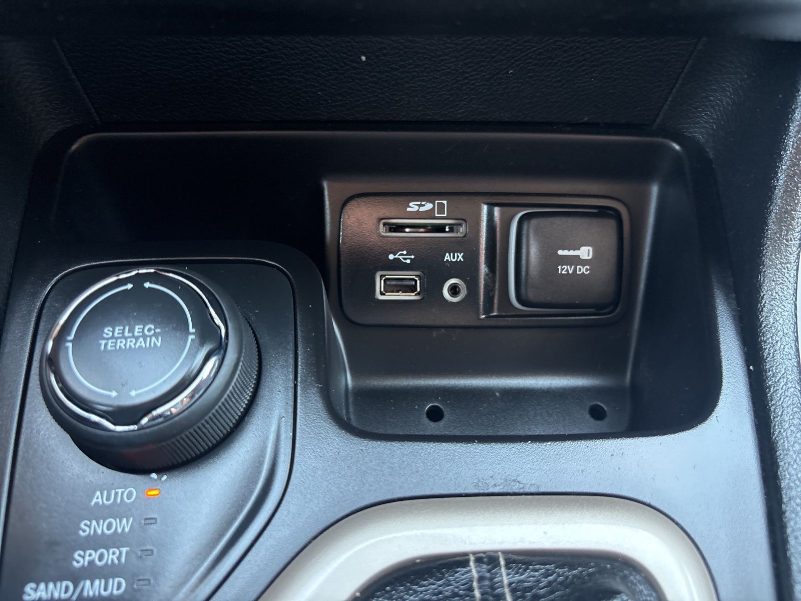 2018 Jeep Cherokee Limited - Photo 28