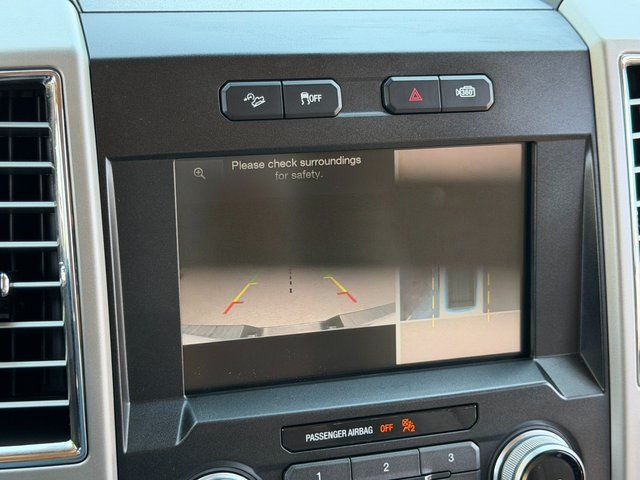 Used 2015 White Platinum Clearcoat Metallic Ford Lariat image 21