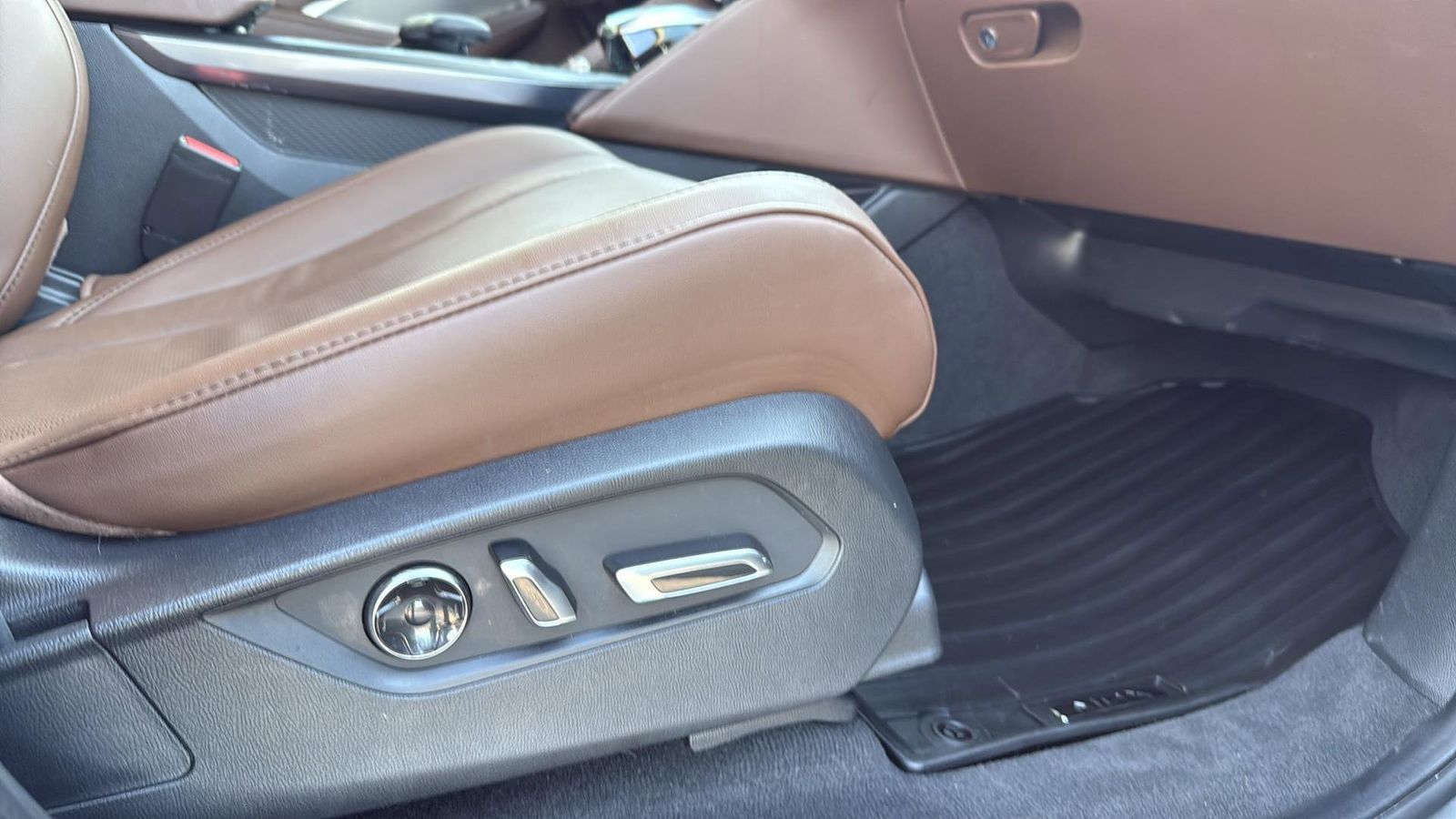 Used Car 2024 Acura Mdx  Technology For Sale Under $50,000 In Austin, Texas