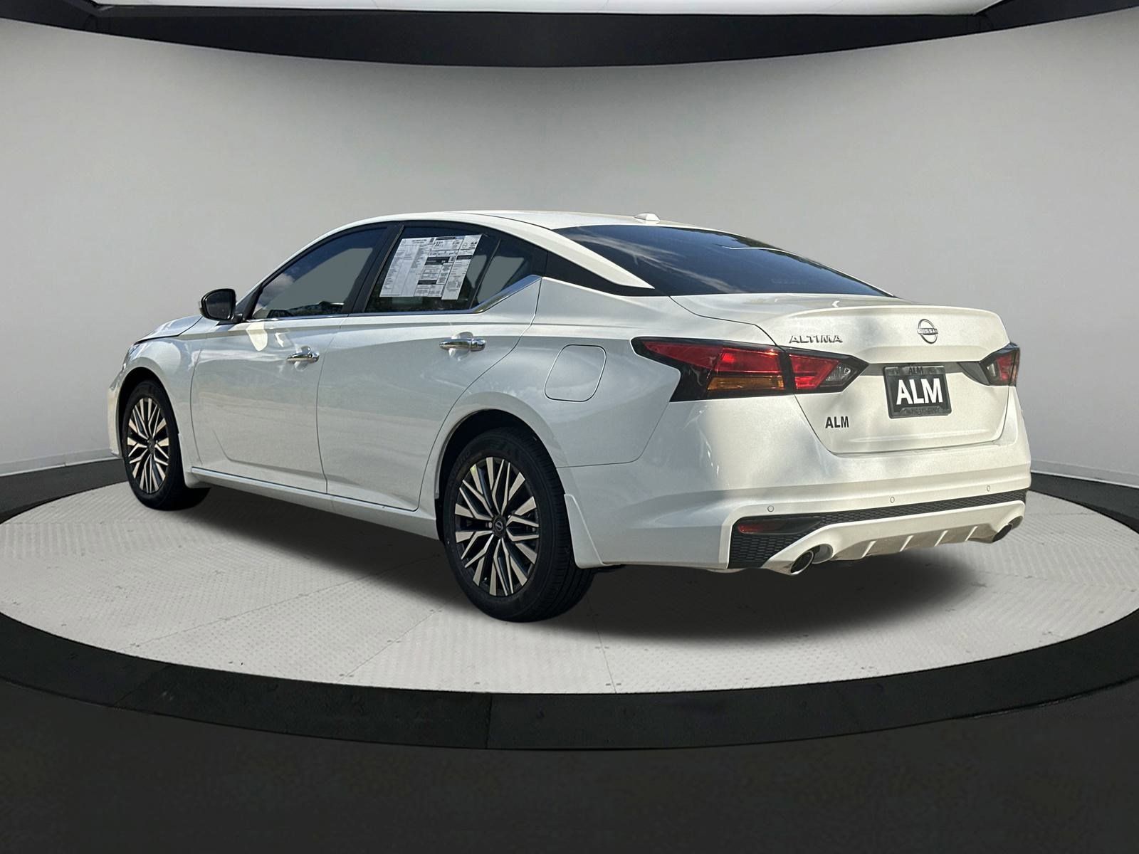 2025 Nissan Altima 2.5 SV photo 25