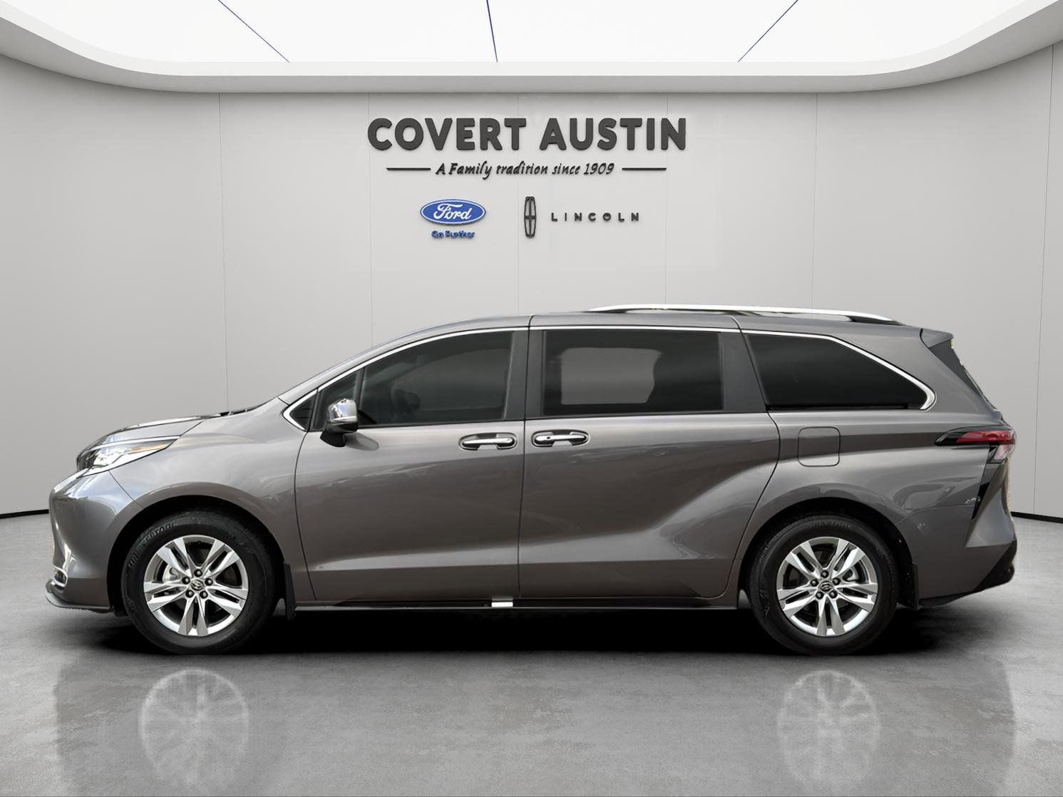 Used Car 2024 Toyota Sienna  Limited For Sale Under $60,000 In Austin, Texas