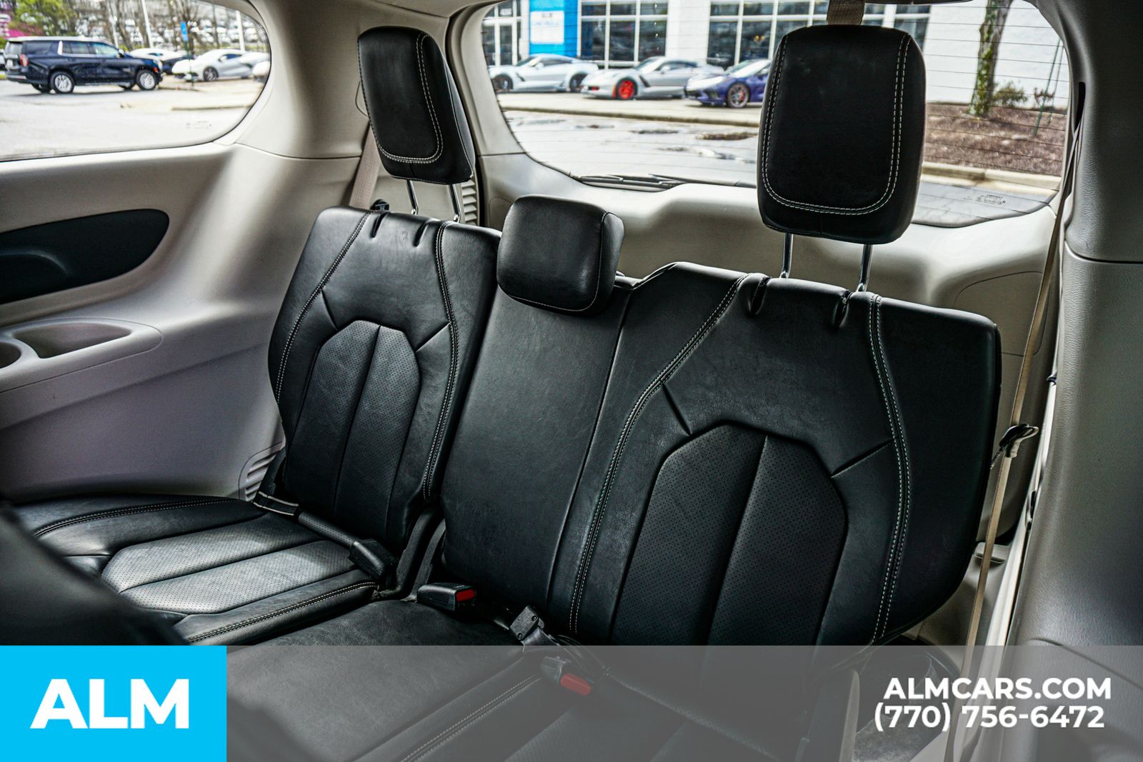 Used 2024 Black Chrysler Touring L image 22