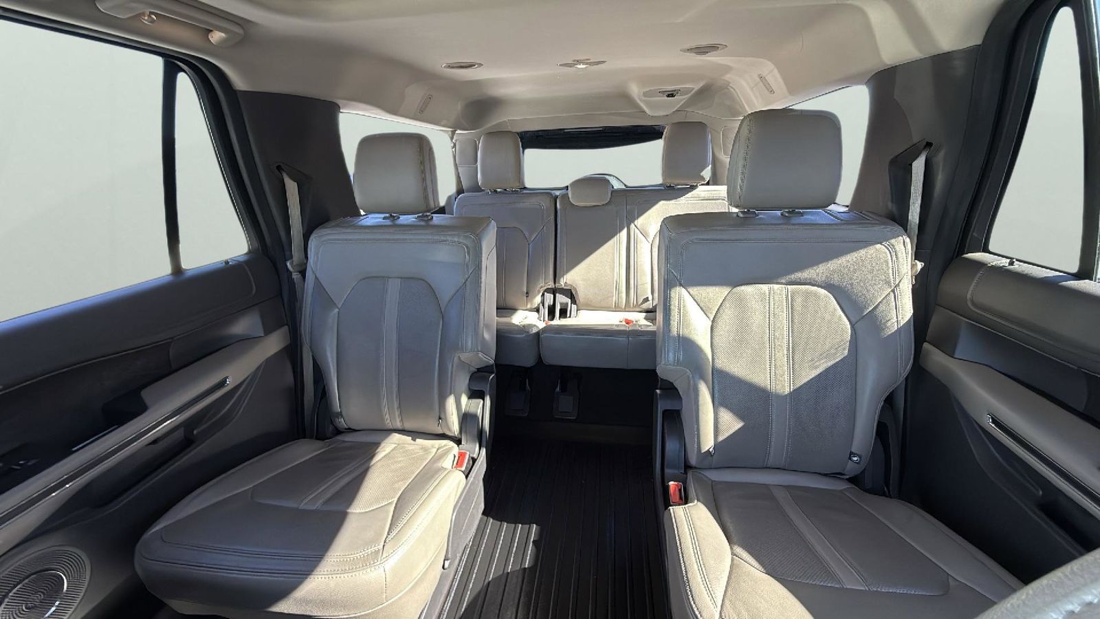 Used Car 2020 Ford Expedition Max  Limited For Sale Under $30,000 In Austin, Texas