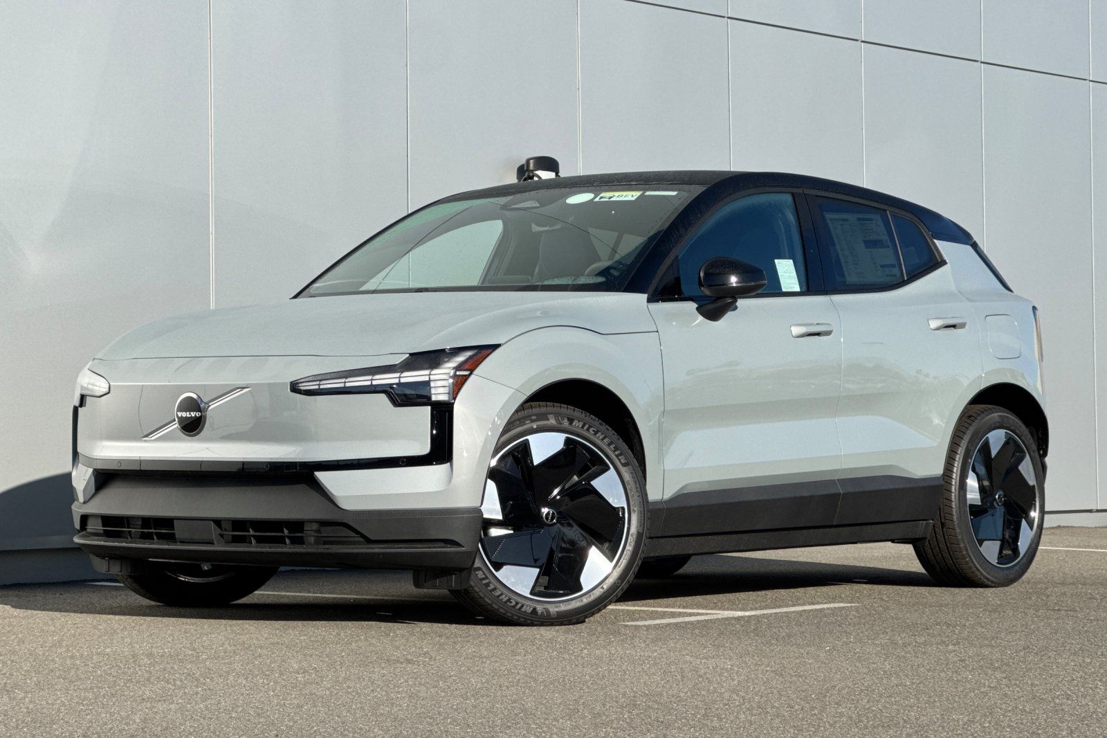 2026 Volvo EX30 Twin Plus eAWD