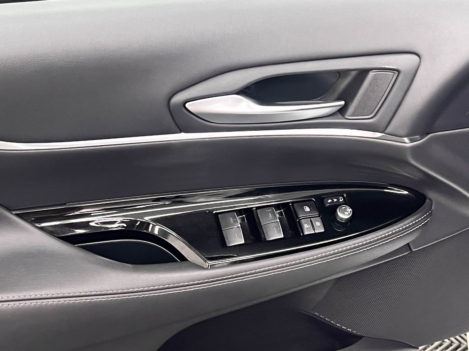 used 2023 Toyota Mirai car, priced at $14,788