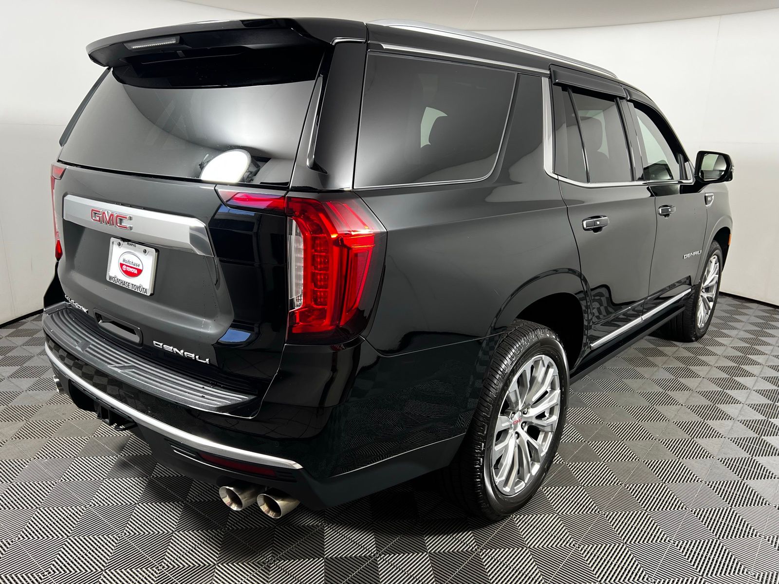 2022 GMC Yukon Denali 5