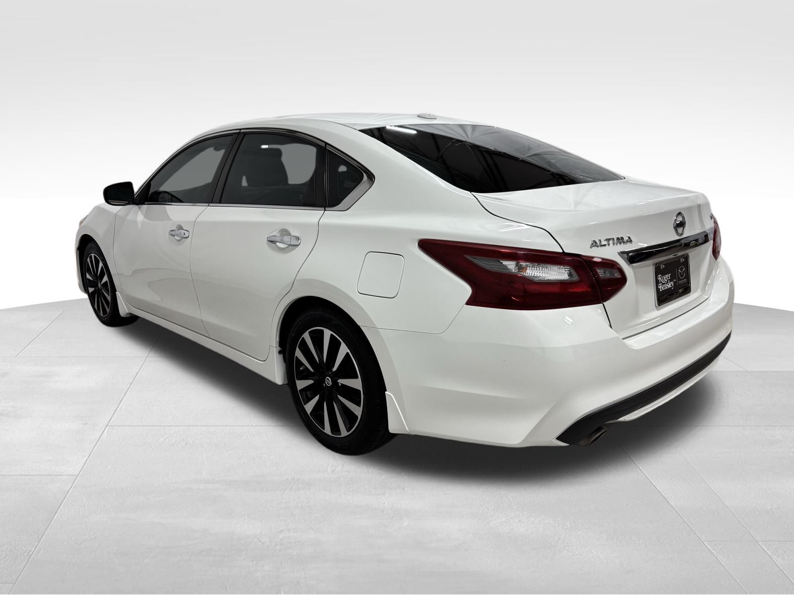 Used Car 2018 Nissan Altima  2.5 Sv For Sale Under $15,000 In Austin, Texas