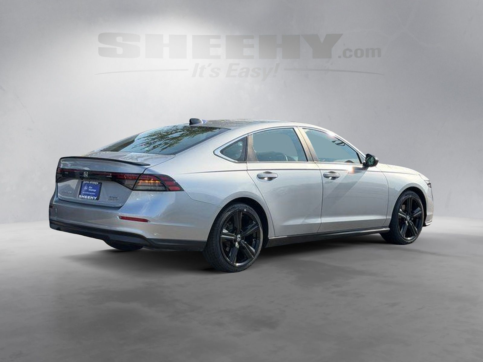 Used 2023 Lunar Silver Metallic Honda Sport image 13