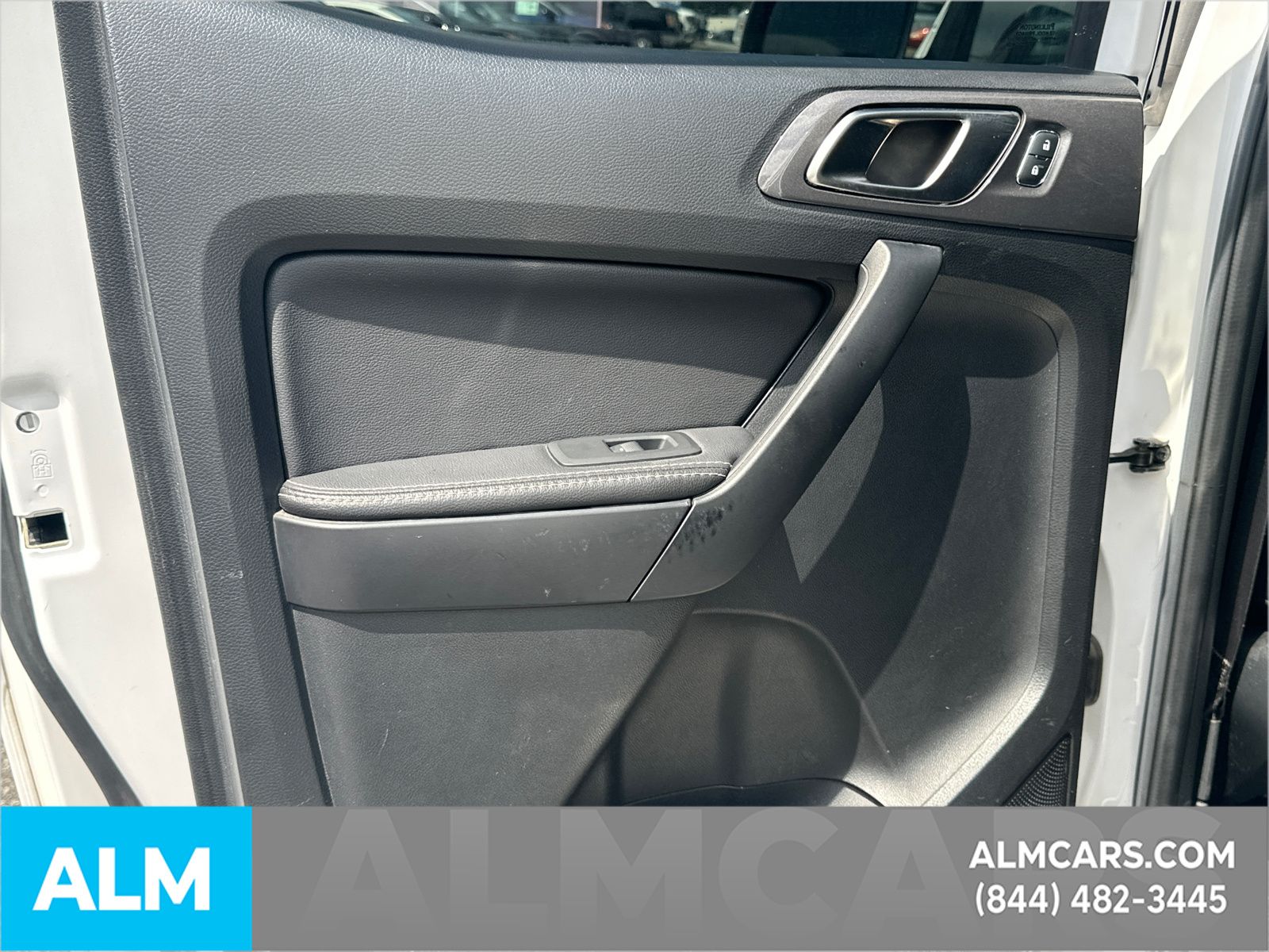 Used 2019 White Ford Lariat image 24