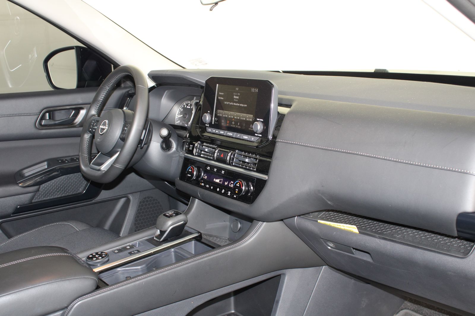 Used 2025 Blue Nissan SV image 26
