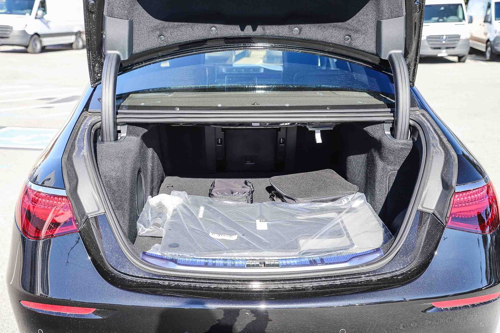 2025 Mercedes-Benz S-Class S 63 - Photo 32