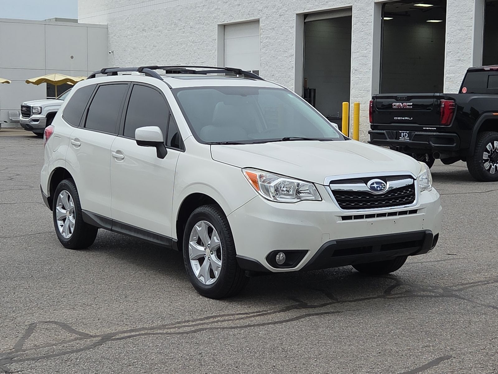 Crystal White Pearl 2016 Subaru Forester 2.5i Premium SUV / Crossover All-Wheel Drive Continuously Variable Transmission