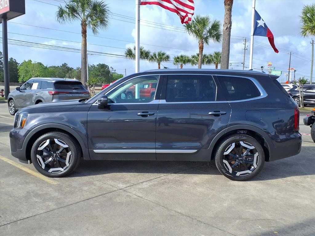 2025 Kia Telluride S - 8