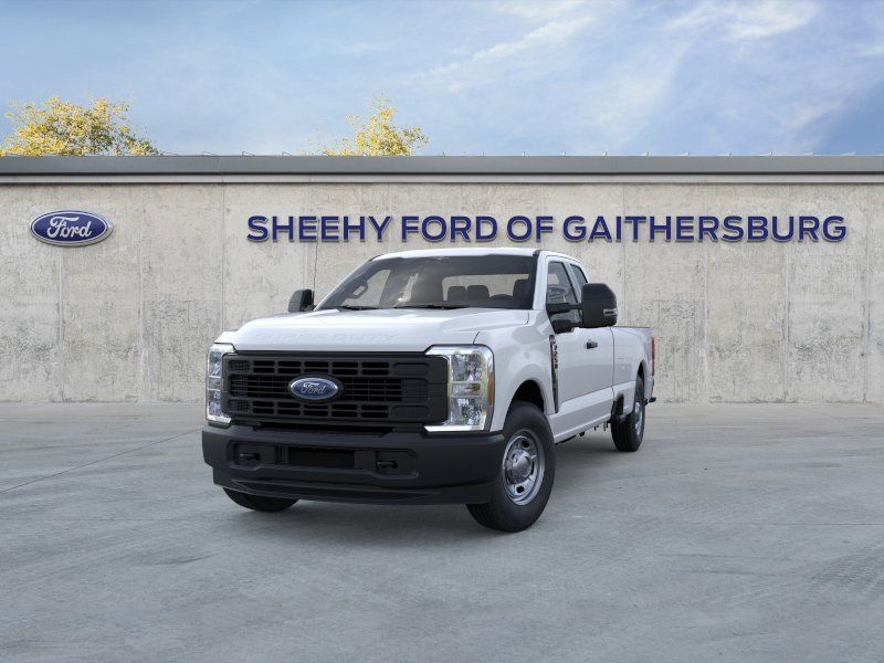 New 2026 Oxford White Ford XL image 3
