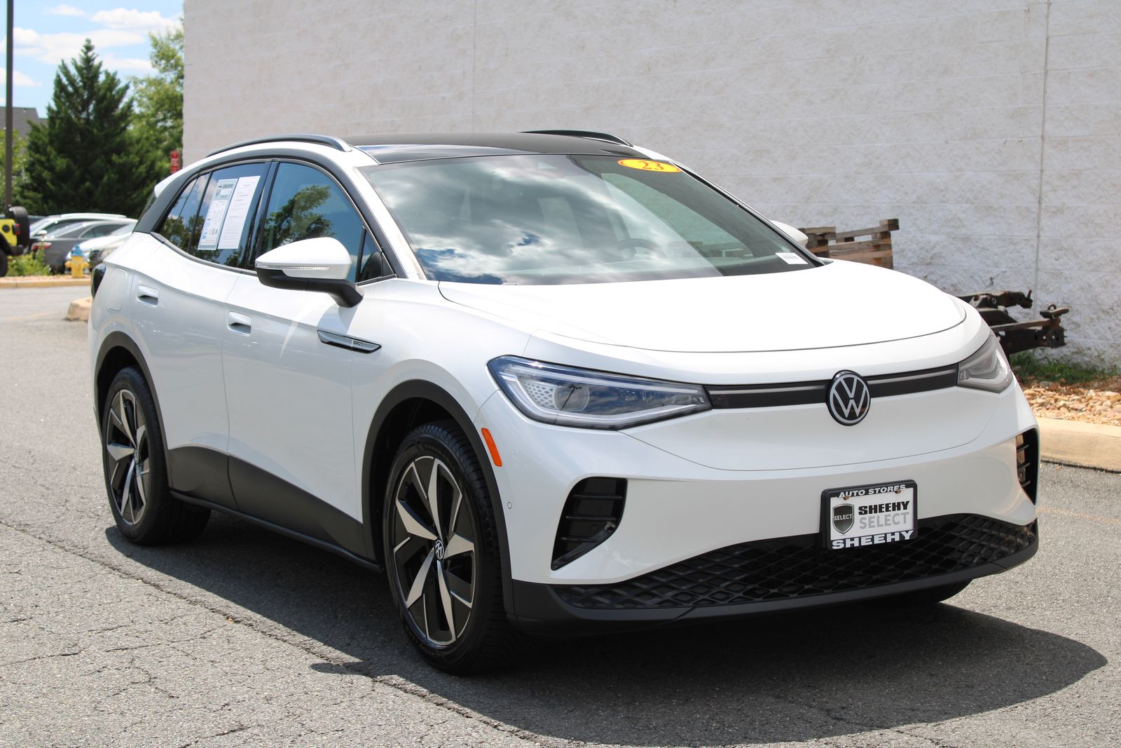 Opal White Pearl 2023 Volkswagen ID.4 SUV / Crossover Rear-Wheel Drive Automatic