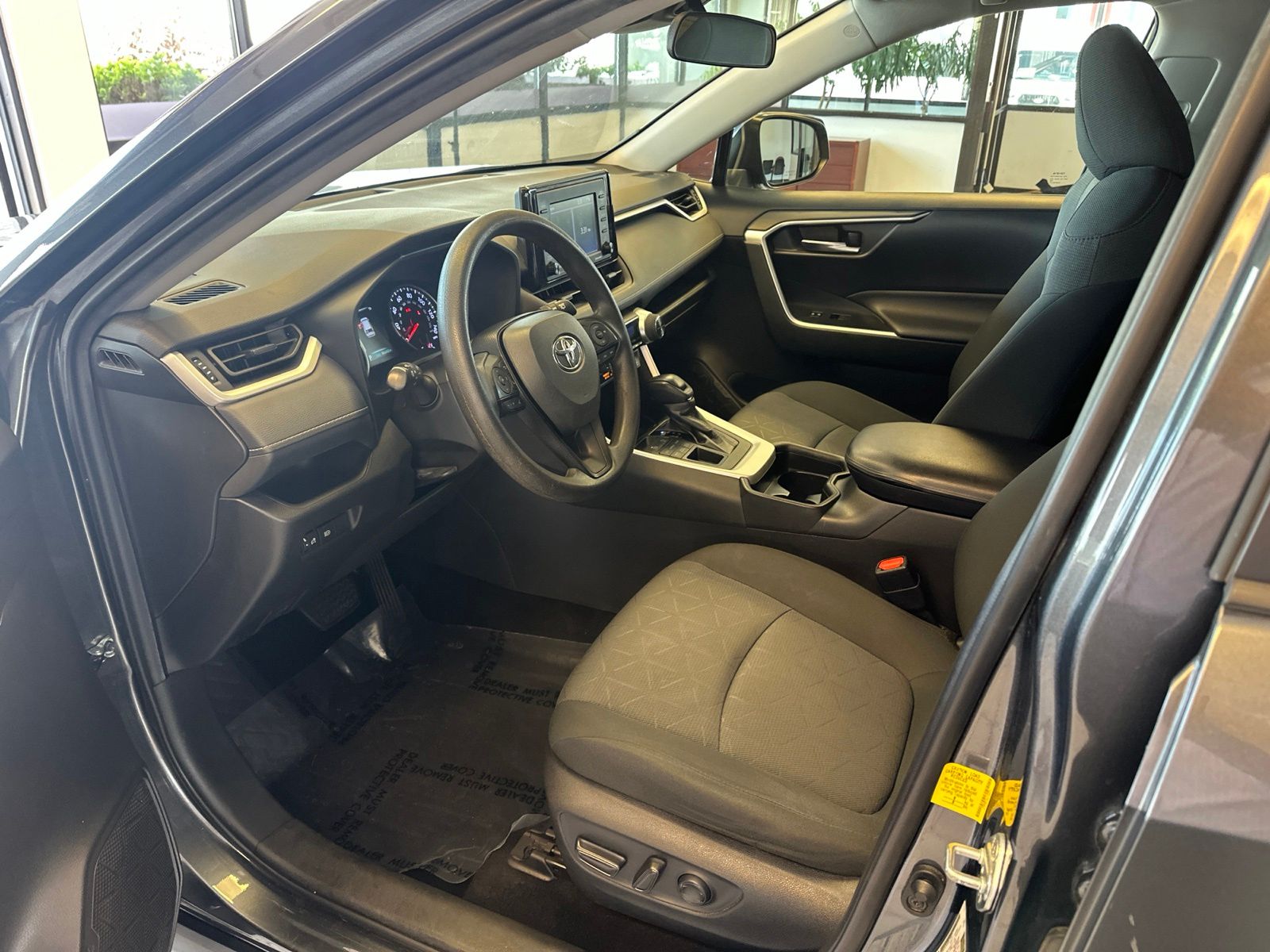 Used 2020 Magnetic Gray Metallic Toyota XLE image 9