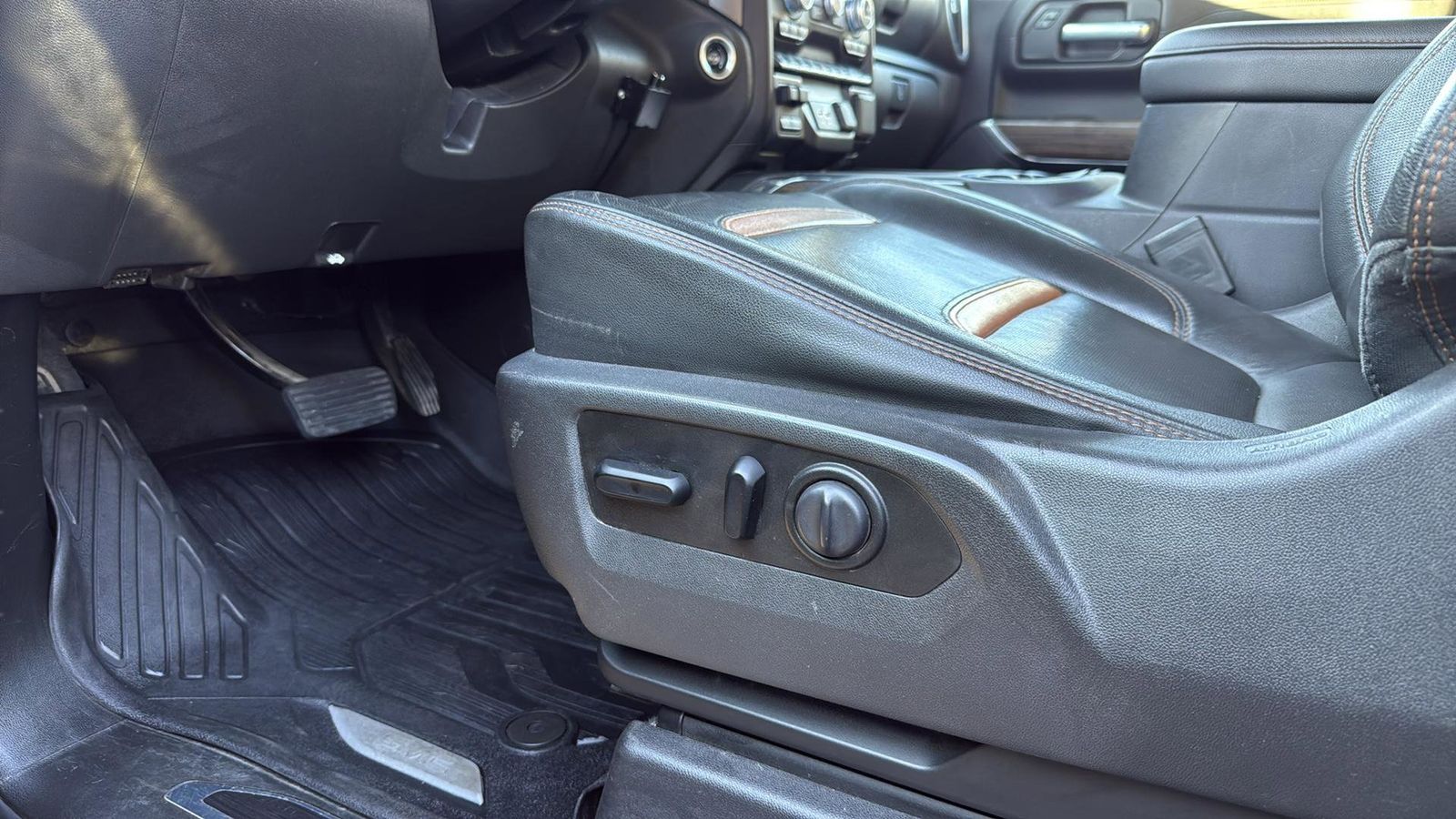 Used Car 2019 Gmc Sierra 1500  At4 For Sale Under $35,000 In Austin, Texas