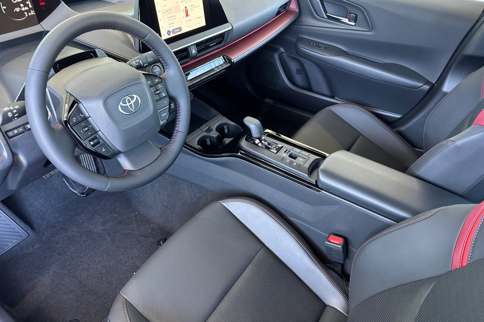 New 2026 Toyota Prius Plug-in Hybrid Hatchback