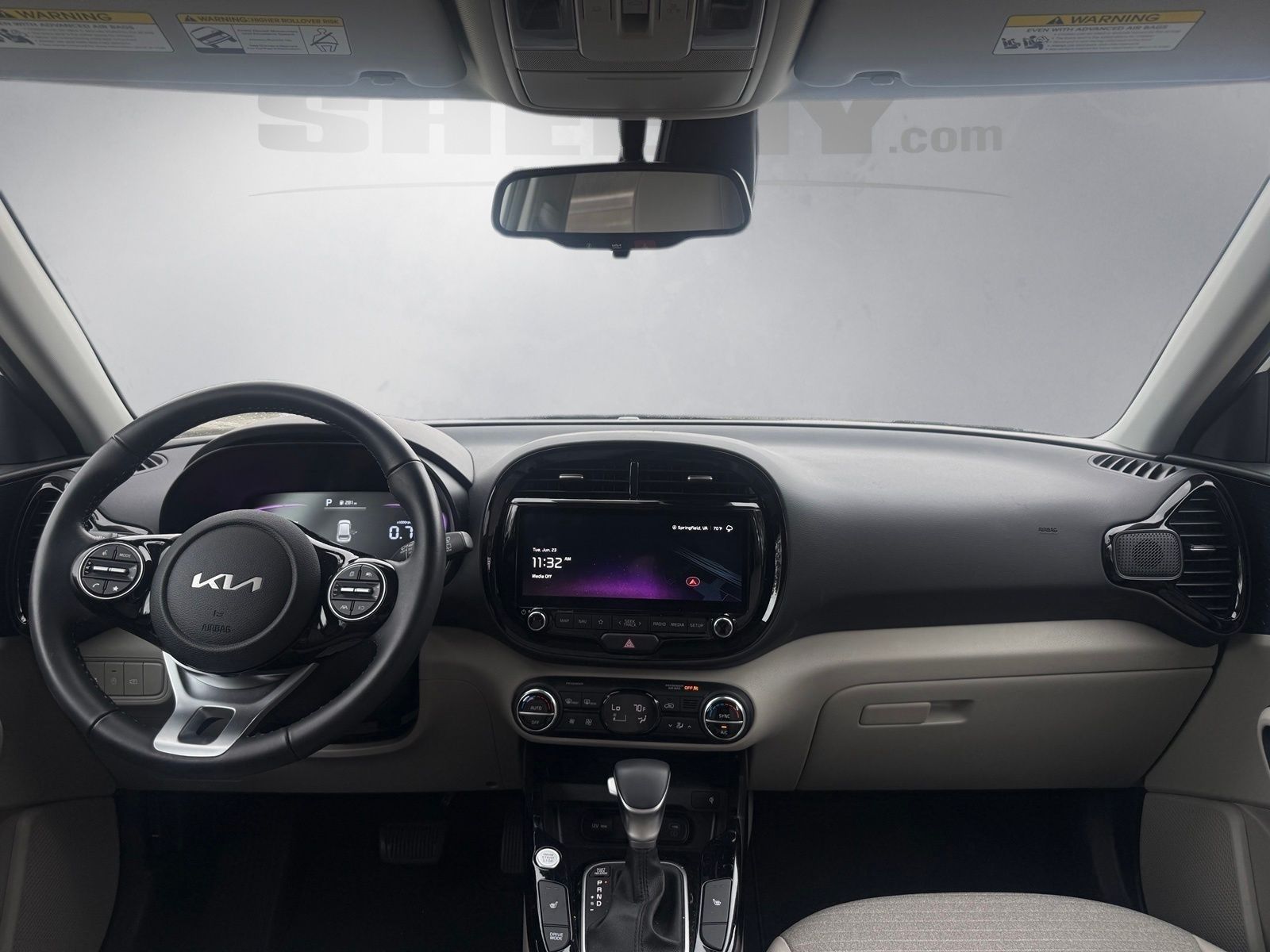 Used 2025 White Kia EX image 3