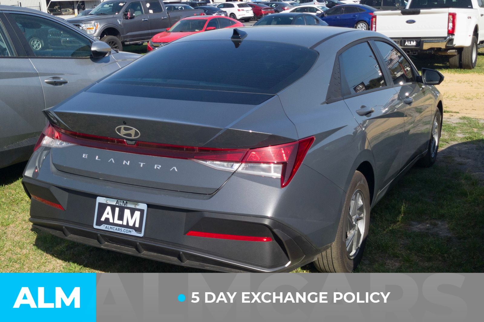 View vehicle photo 4