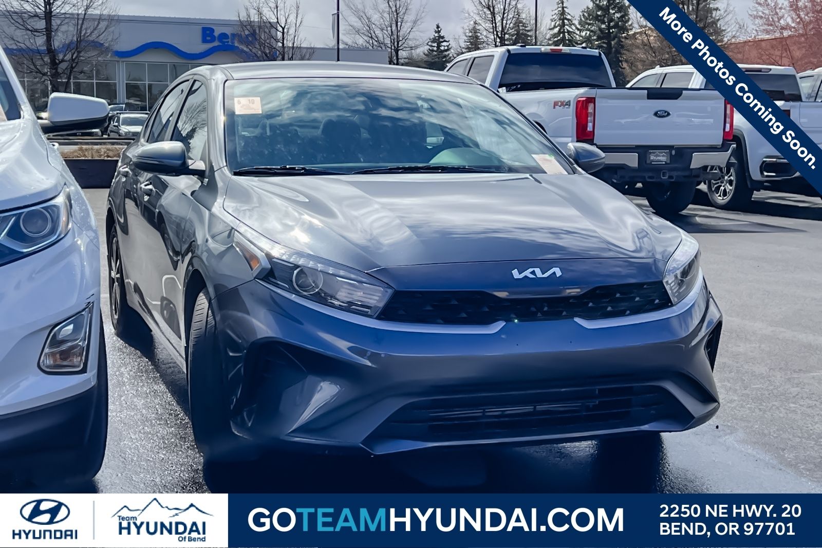 Gravity Gray 2024 Kia Forte LXS FWD Sedan Front-Wheel Drive Continuously Variable Transmission