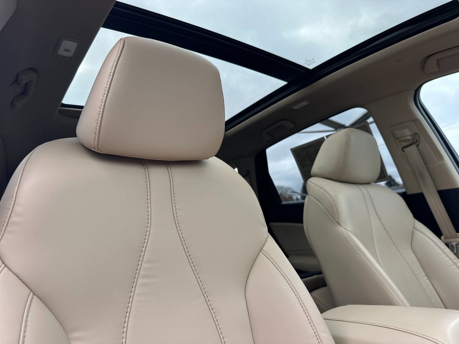 used 2019 Acura RDX car, priced at $31,498