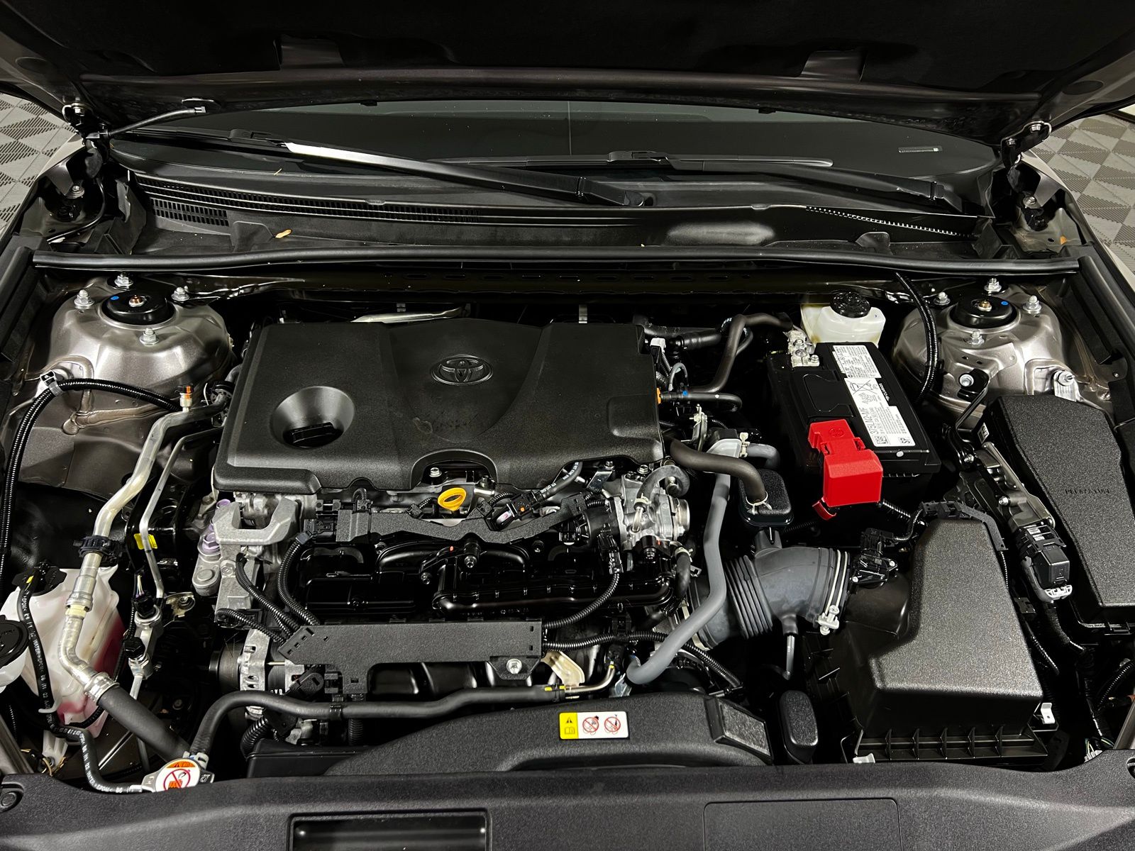 2023 Toyota Camry SE 9