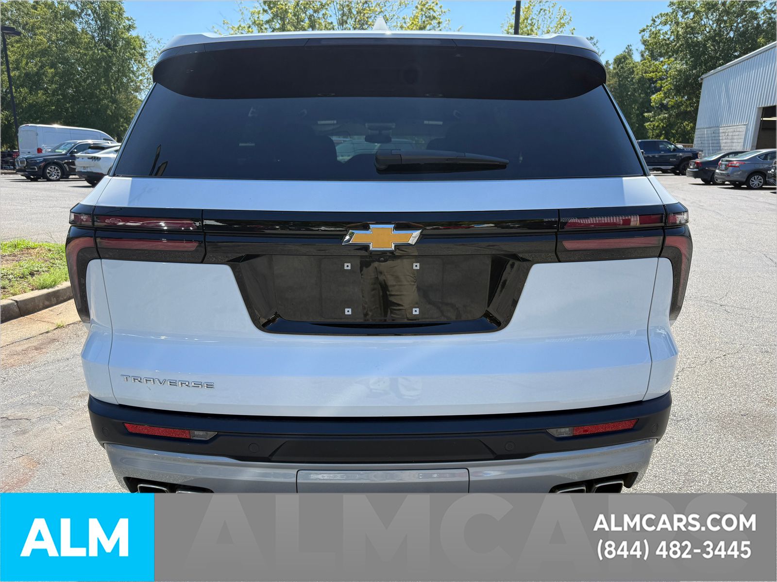Used 2025 Summit White Chevrolet LT image 12