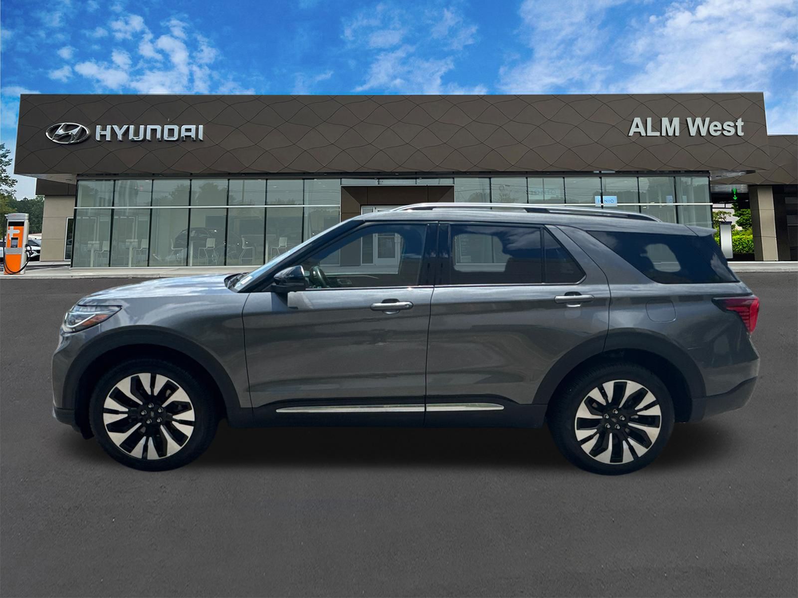 Used 2026 Gray Ford Platinum image 8