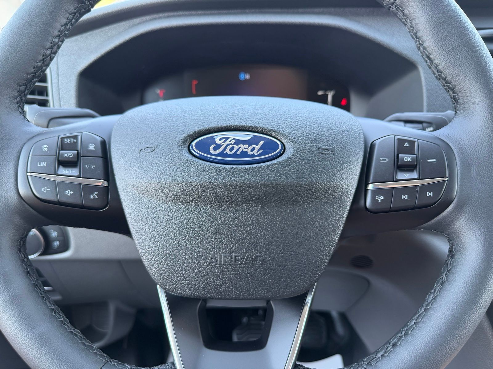 2027 Ford Transit-350 image 19