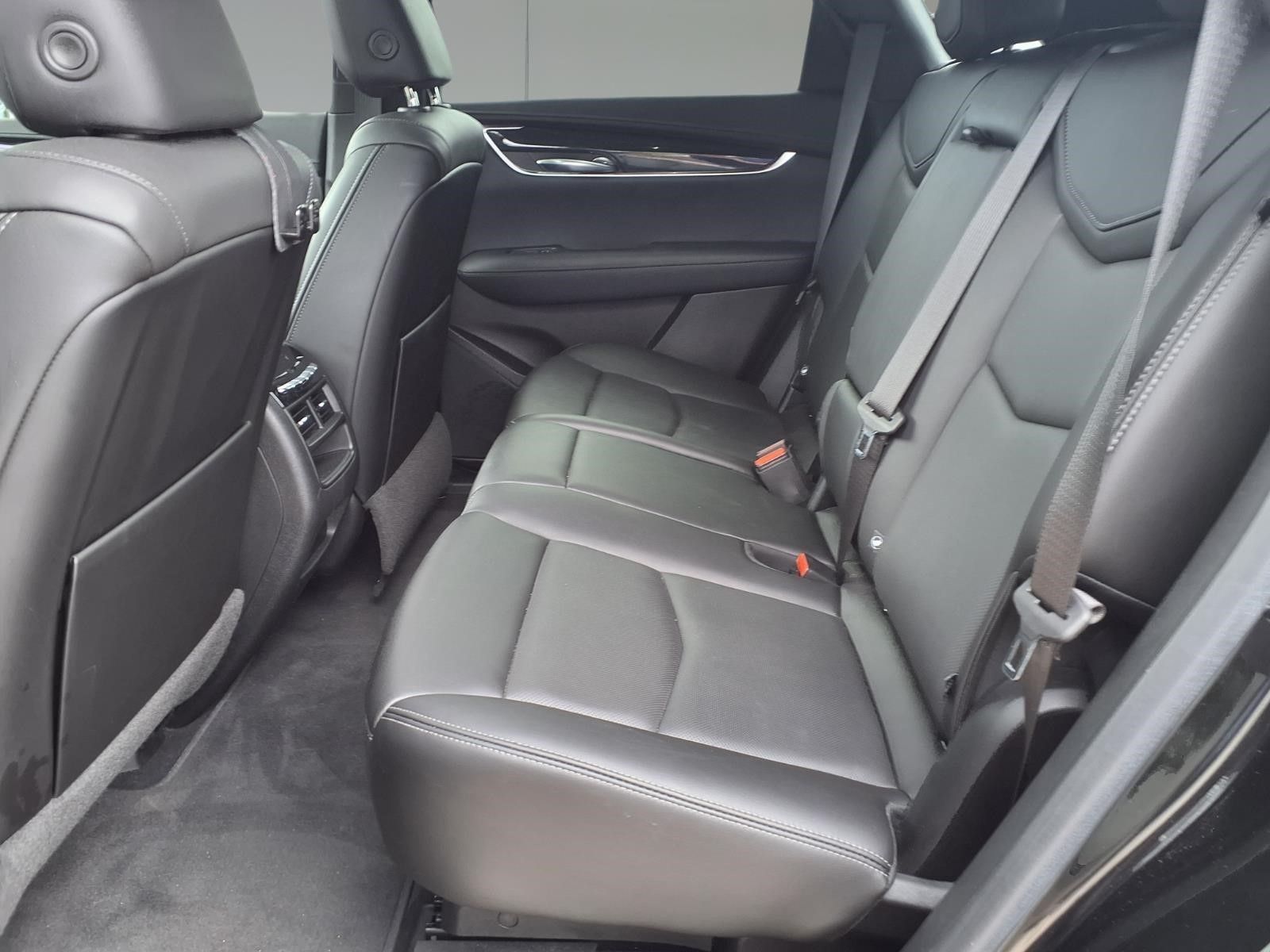 2022 Cadillac XT5 Premium Luxury Black at EAG Ford Navasota