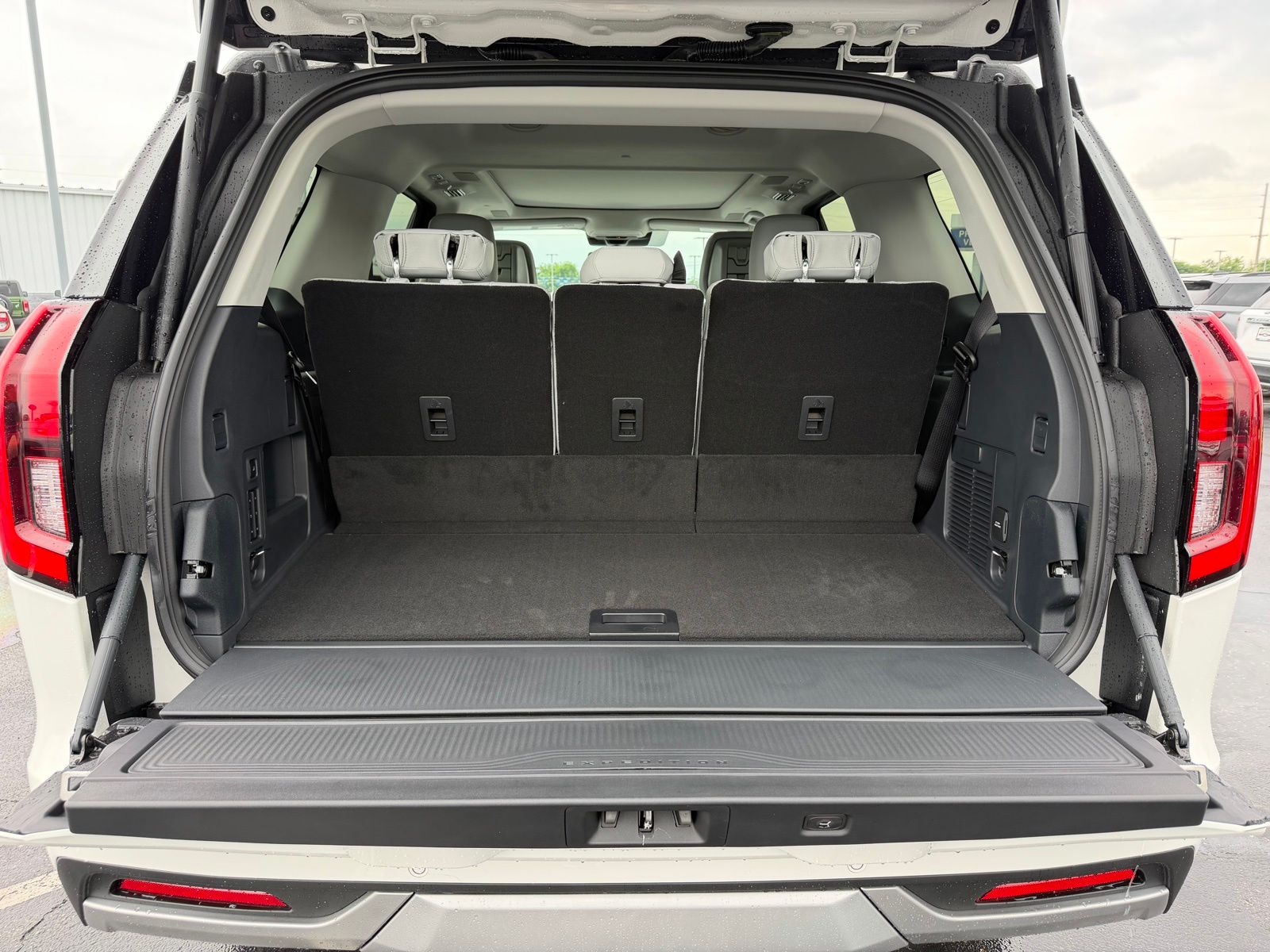 2026 Ford Expedition image 10