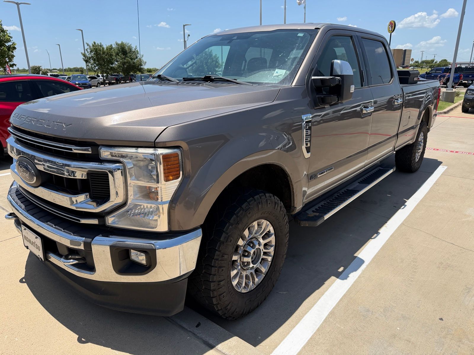 View vehicle photo 2