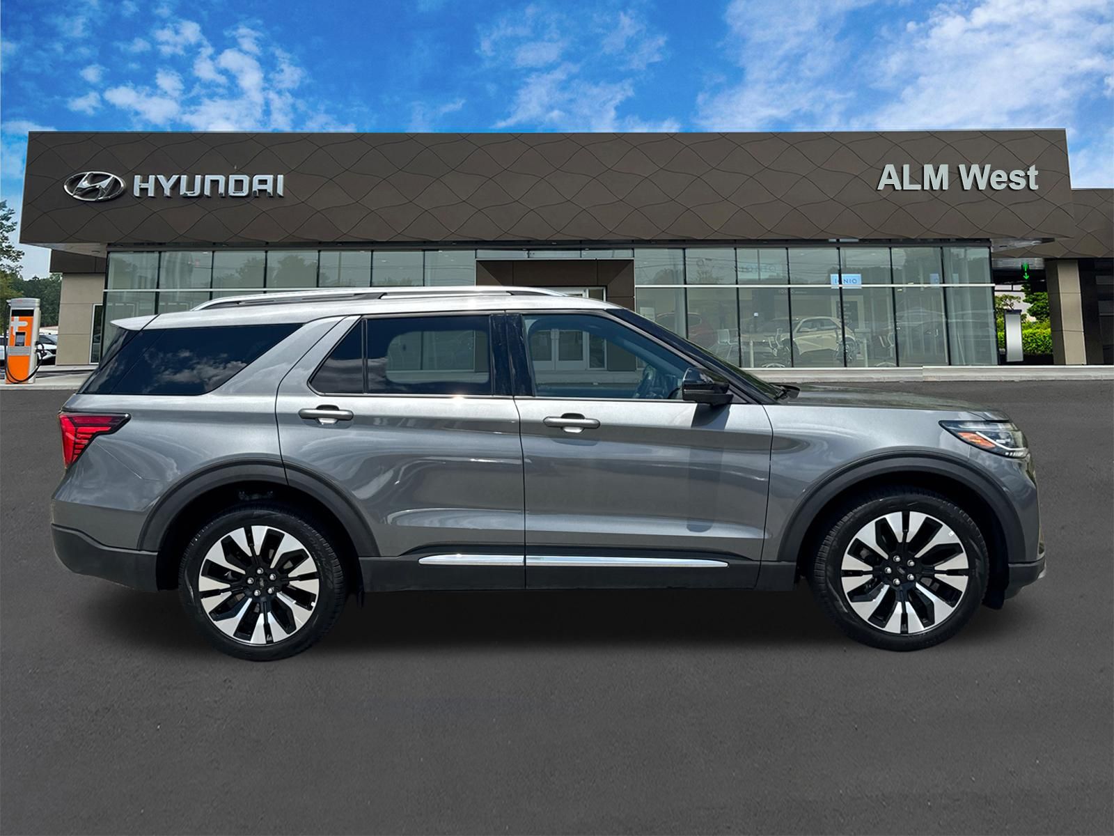 Used 2026 Gray Ford Platinum image 4