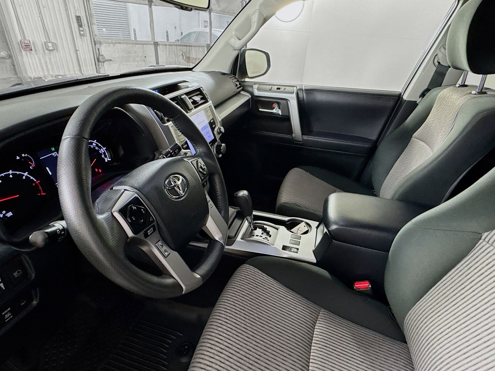 View vehicle photo 7